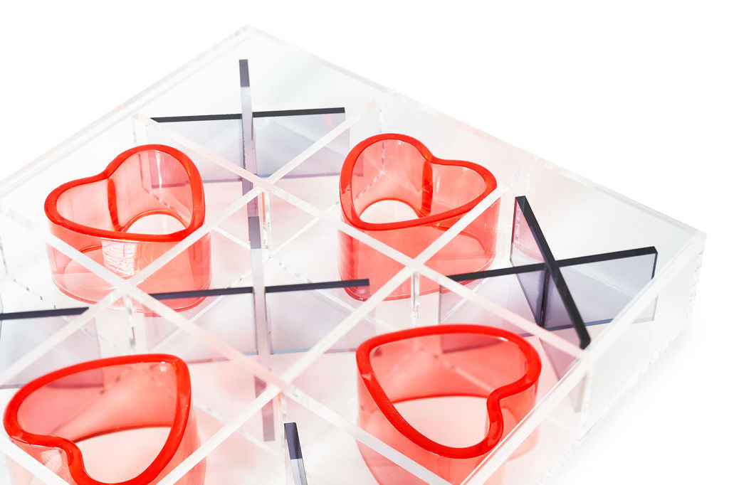 Tic Tac Toe Hearts en acrílico — LukiHome